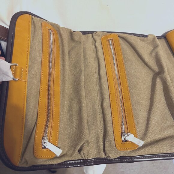 Vetelli Men's (Unisex) Hanging Travel Toiletry Bag-NWOT-Brown/Camel-Storage Bag - Picture 12 of 16